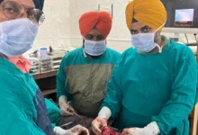 Dr Harjinder Singh Sidhu surgery room photo for Amrit Hospital Moga review article