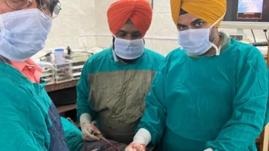 Dr Harjinder Singh Sidhu surgery room photo for Amrit Hospital Moga review article